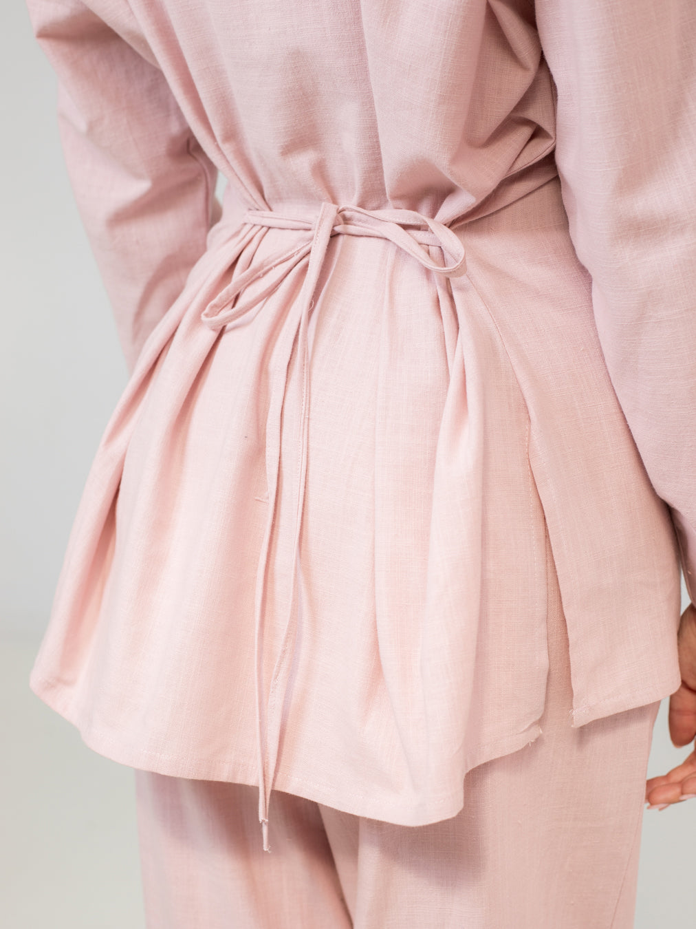 The Zen linen set in pink