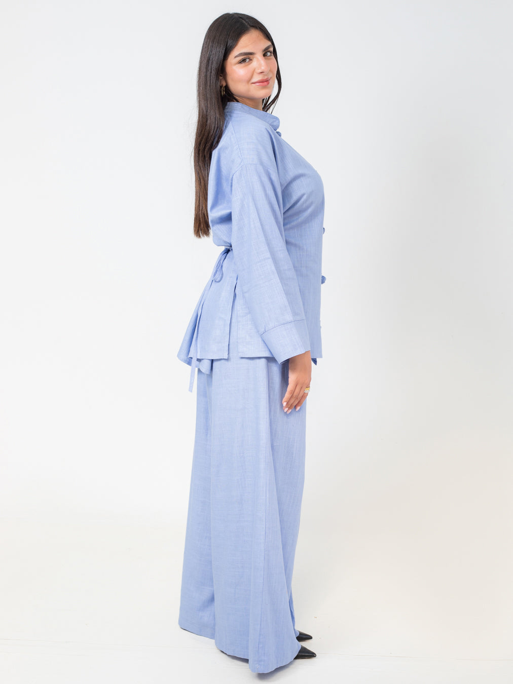 The Zen Linen Set in blue