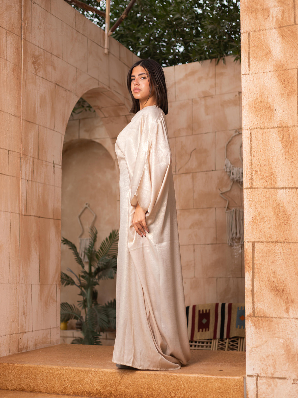 Beige metallic abaya