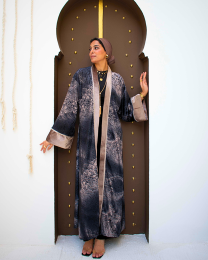 Velvet kaftan in black