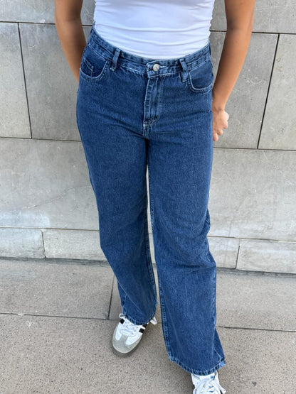 Straight denim blue jeans